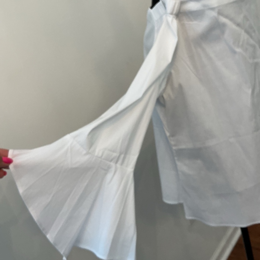 White Off-Shoulder Blouse - Picture 6 of 10